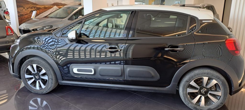 CITROEN C3 -PureTech SHINE