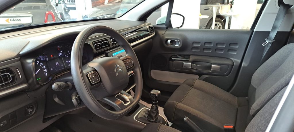 CITROEN C3 -PureTech SHINE