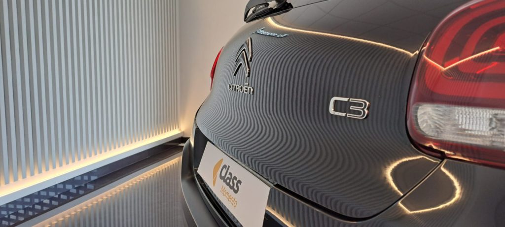 CITROEN C3 -PureTech SHINE