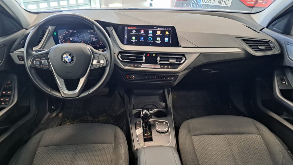 BMW Serie 1 – 118d BUSINESS PACK