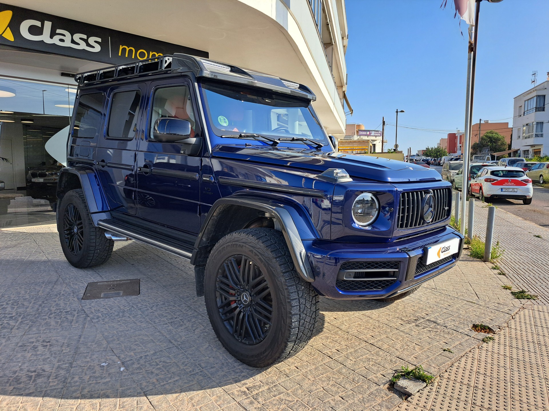 MERCEDES-BENZ G63 AMG