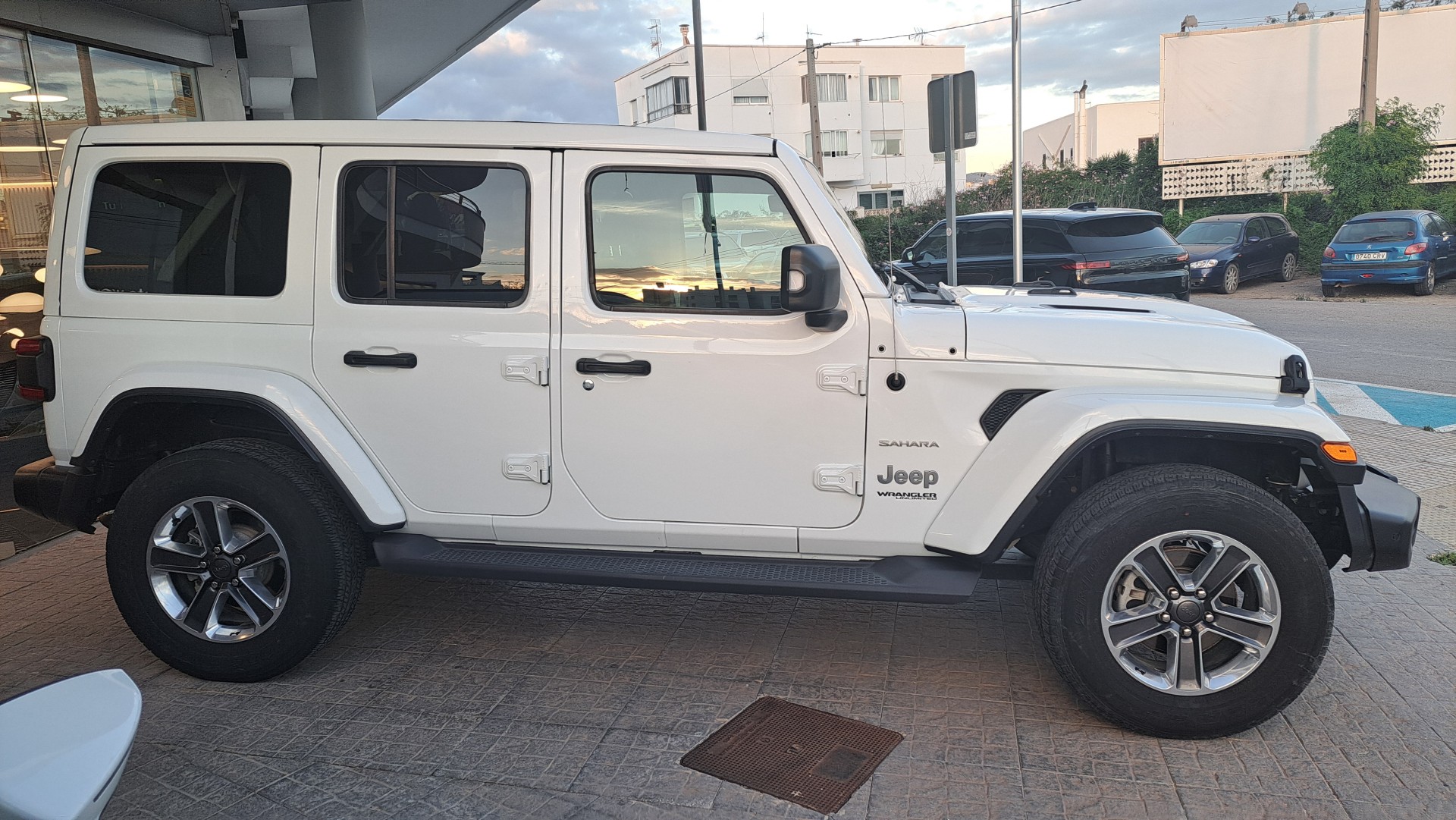 JEEP WRANGLER SAHARA
