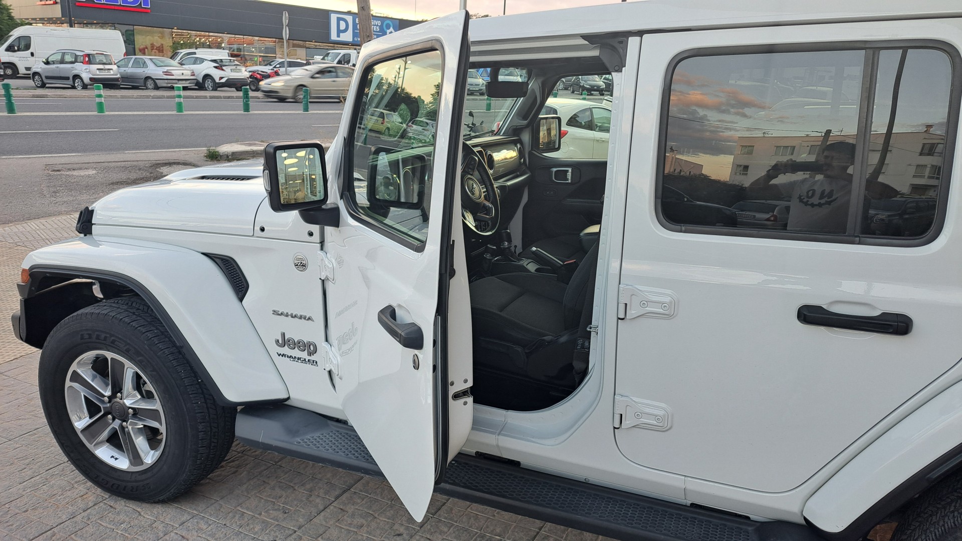 JEEP WRANGLER SAHARA