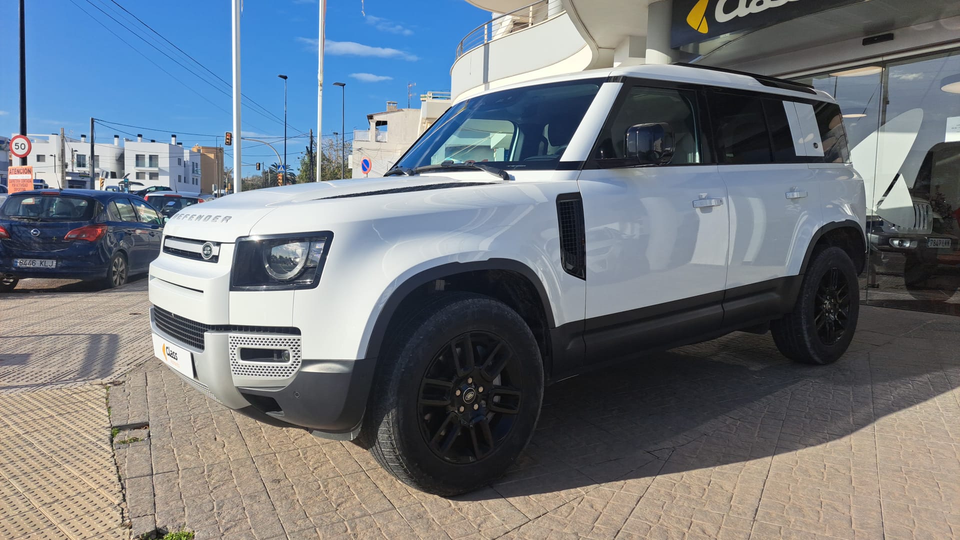 LAND-ROVER DEFENDER MHEV
