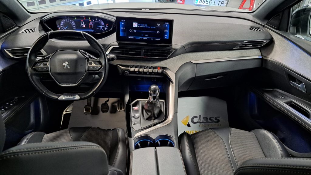 PEUGEOT 3008 – PureTech ALLURE PACK