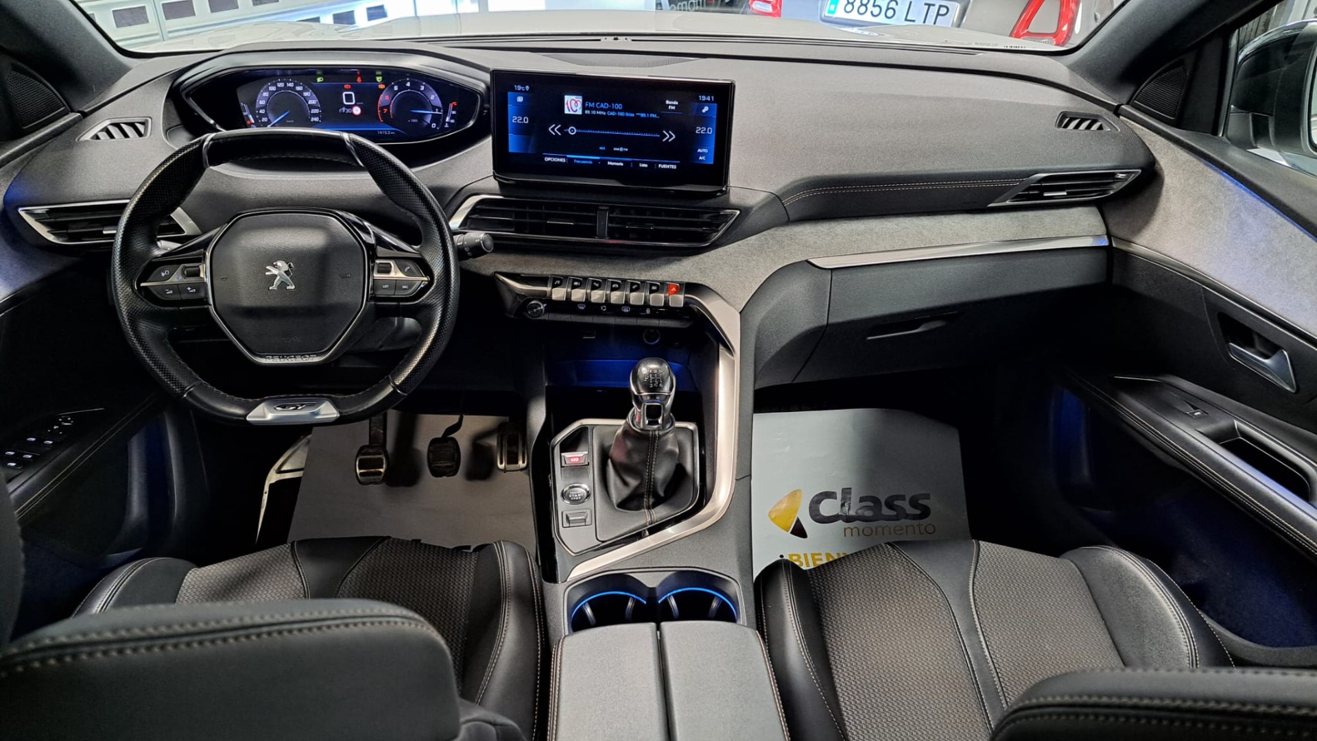 PEUGEOT 3008 – PureTech ALLURE PACK